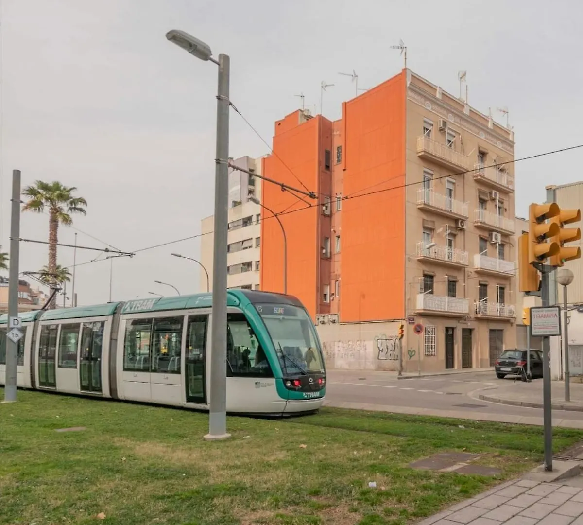 Playa A Pie Y A 15 Minutos De Ramblas Y Plaza Catalunya En Metro Sant Adria de Besos 0*,